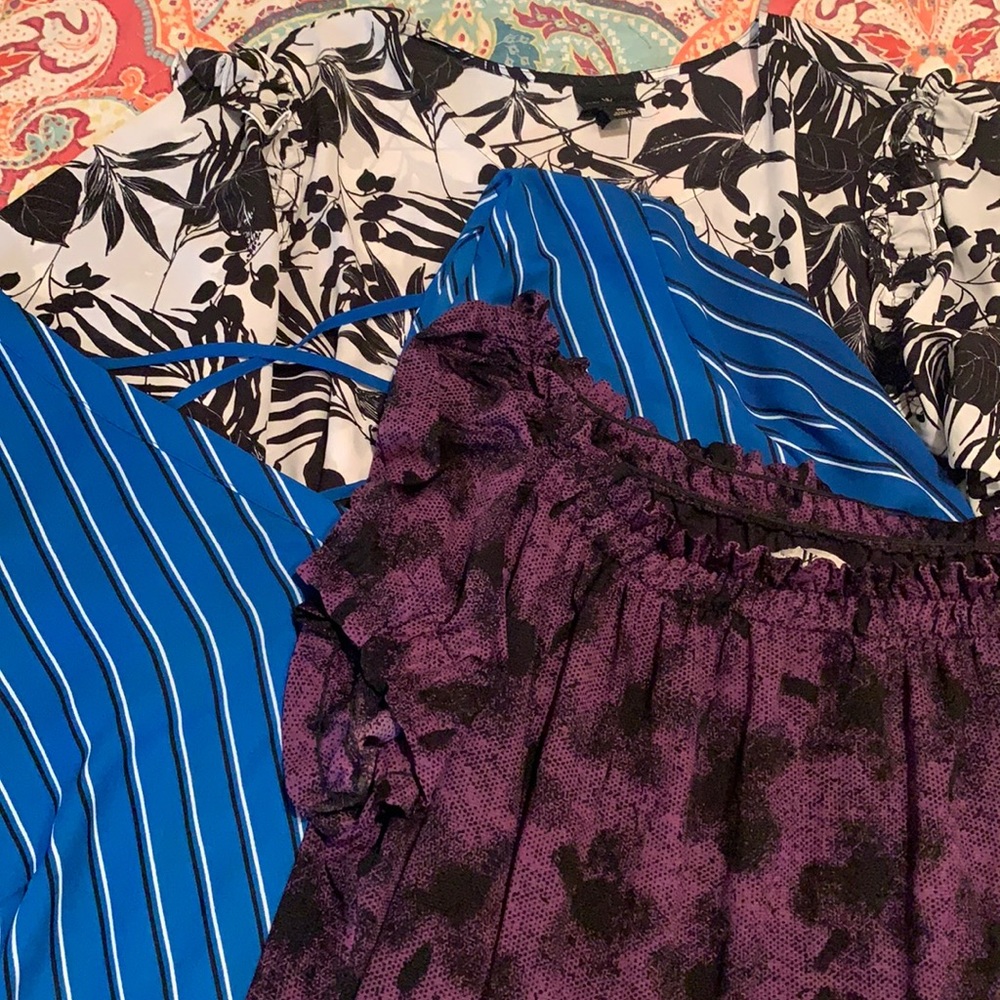 Lot of (3) Worthington xl tops